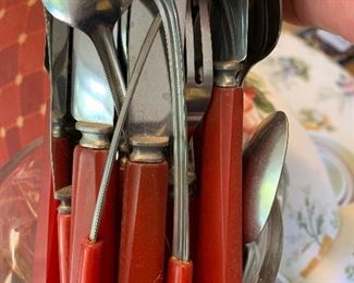 bakelite or plastic handle flatware