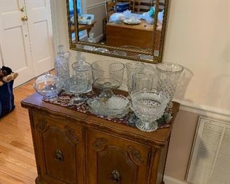 server, mirror, clear glass