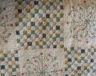 machine made queen quilt