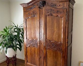 Great quality antique French armoire