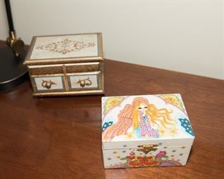 Wooden Musical Jewelry Boxes