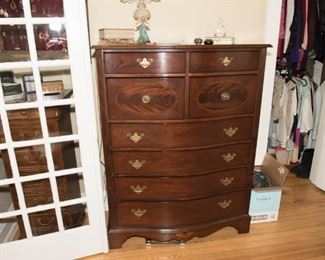 Lexington Furniture The Palmer Home Collection Chest of Drawers
