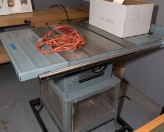 Delta Model 10 Table Saw