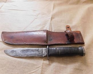 WW2 ROBESON Shuredge Fighting Knife and Scabbard