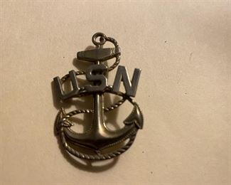 Sterling U.S. Navy Cap Device