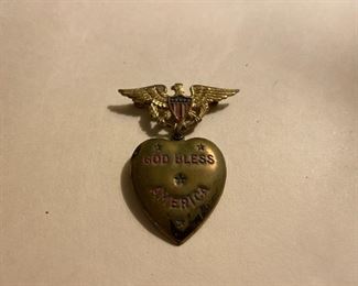 WW2 U.S. Patriotic Pin