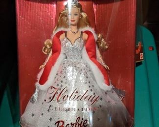 2001 Holiday Barbie