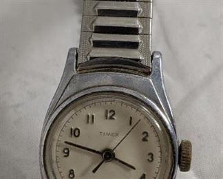 Vintage Ladies Timex (Does Run)