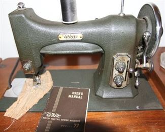 Item Offsite. Please call Lily Pads Interior Market (850) 897-7237 or Teresa (850) 830-5903 for appointment.