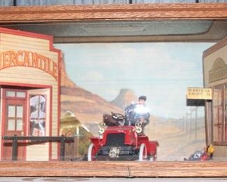 Item Offsite. Please call Lily Pads Interior Market (850) 897-7237 or Teresa (850) 830-5903 for appointment.