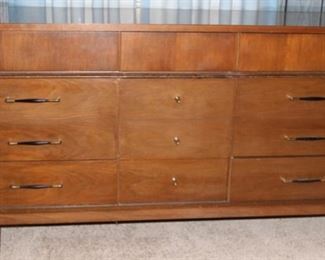 Item Offsite. Please call Lily Pads Interior Market (850) 897-7237 or Teresa (850) 830-5903 for appointment.  56"Lx18"Wx31"H