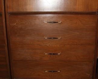 Item Offsite. Please call Lily Pads Interior Market (850) 897-7237 or Teresa (850) 830-5903 for appointment. 34"Lx18"Wx43"H