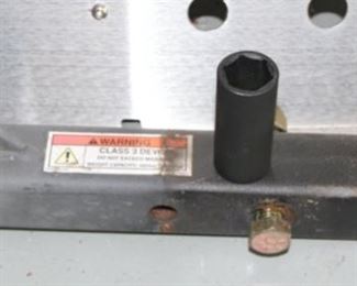 Item Offsite. Please call Lily Pads Interior Market (850) 897-7237 or Teresa (850) 830-5903 for appointment.