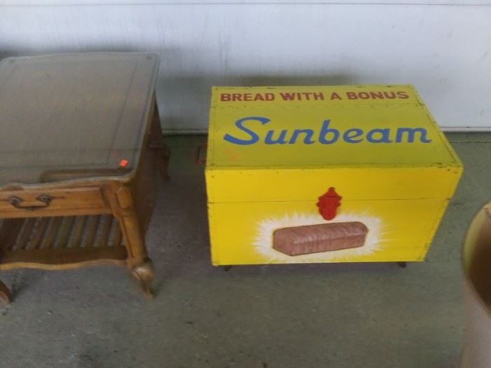 Antiques and Furniture Auction in Saint Johnsville, NY starts on 9/1/2020