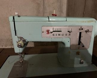 Close up of singer sewing machine