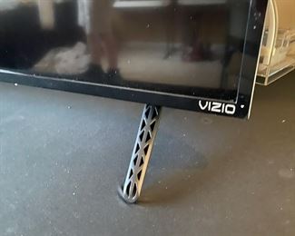 VIZIO SmartCast™ E-series 48” Class Ultra HD E48-D0 43x25 D963