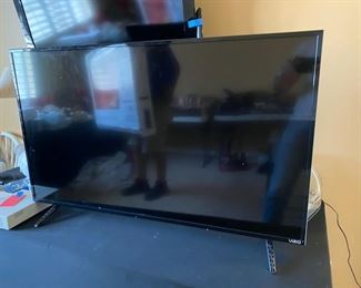 VIZIO SmartCast™ E-series 48” Class Ultra HD E48-D0 43x25 D963