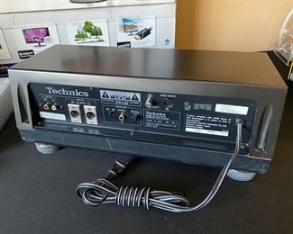 Technics SL-P1200 Class AA Professional CD Player #2 17x15x7 HxWxD D958