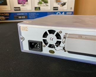 ClubMac External SCSI CD RW Burner Writer Recorder CDR SCSI 5.25 Case Cdrom 12x8x2.5 HxWxD D956