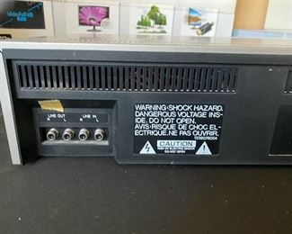 Denon DR-M2 Cassette Player 17x11x4.5 HxWxD D953