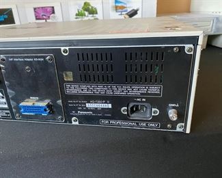 Panasonic AG-7350-P SVHS Professional Video Cassette Recorder 19x17x5 HxWxD D951