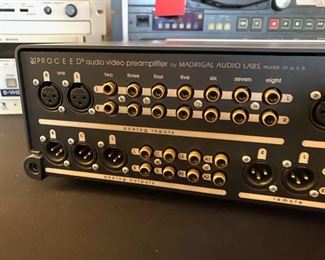 Proceed AVP Audio/Video Preamplifier Powers 17.5x15x4 HxWxD D948
