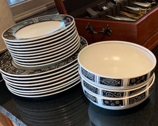 21pc Mikasa Fashion Plate CP006 Star Track dish set 19653