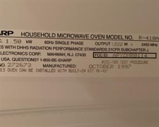 Sharp Microwave Oven R-410AK 12x22x16in HxWxD 19615