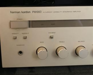 Harman Kardon PM660 Integrated Stereo Amp 5.5x17x15in HxWxD 19609