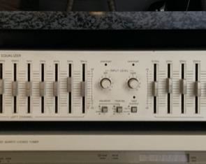 Harman Kardon EQ7 Graphic Equalizer EQ 3x17x13in HxWxD 19607