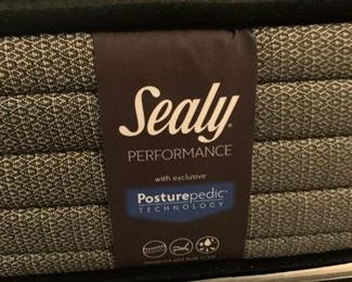 KING Roche Bobois Black Lacquer & Leather Bed w/ Sealy Performance Mattress 39x140x92in HxWxD 19603