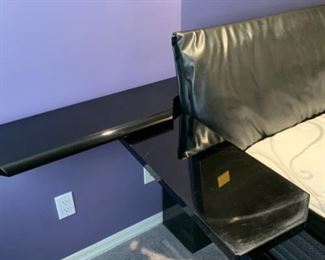 KING Roche Bobois Black Lacquer & Leather Bed w/ Sealy Performance Mattress 39x140x92in HxWxD 19603