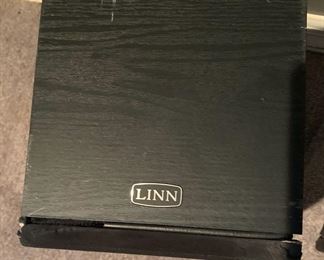 LINN KAN Bookshelf Speakers HI-Fi 12x7.5x7.5in HxWxD 19594