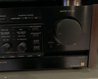 Sony ES Preamp 1000ESD TA-E1000ESD Processor 6x18.5x13in HxWxD 19596