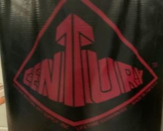 Century Punching/Training/Heavy Bag Bag: 43in Long x 12in Diameter 19588
