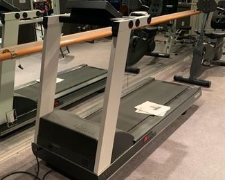 Precor M9.45 Treadmill Comercial grade 49x28x80in HxWxD 19584