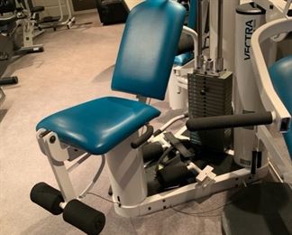 Vectra On-Line 1500 Workout Station Home Gym 83x116x60in HxWxD 19583