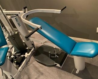 Vectra On-Line 1500 Workout Station Home Gym 83x116x60in HxWxD 19583