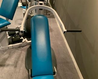 Vectra On-Line 1500 Workout Station Home Gym 83x116x60in HxWxD 19583