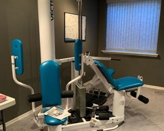 Vectra On-Line 1500 Workout Station Home Gym 83x116x60in HxWxD 19583