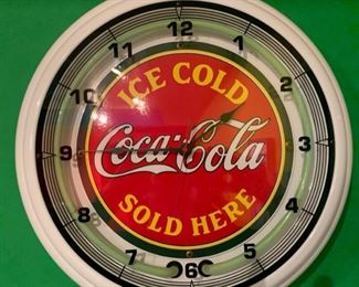 Ice Cold Coca-Cola Neon Sign/Clock 18in diameter x 4.5in d 19582