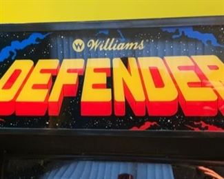 1980 Williams Defender Video Arcade Game Coin-Op 70x26x30in HxWxD 19578