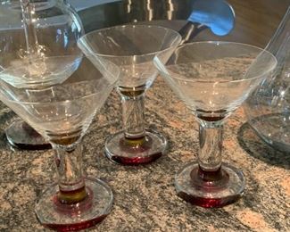 5pd Red Glass Italian Bar set Glasses Decanter Decanter: 14in H 19565