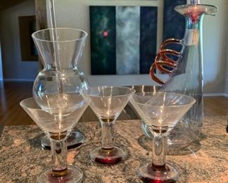 5pd Red Glass Italian Bar set Glasses Decanter Decanter: 14in H 19565