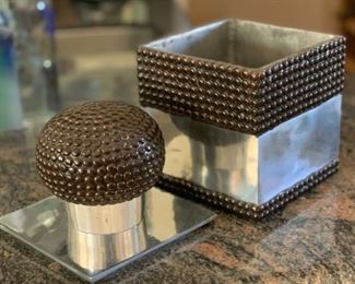 Lidded Square Container 10.5x6x6in HxWxD 19562