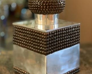 Lidded Square Container 10.5x6x6in HxWxD 19562