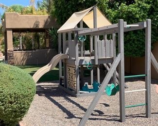 Huge Outdoor Kids Play structure Swing set Play Center 118x170x204in HxWxD 19552