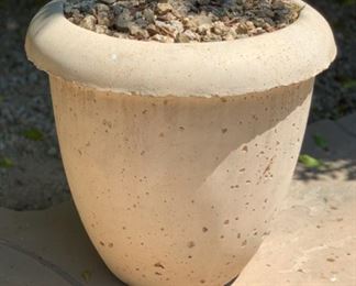 #1 Sm Outdoor Concrete Pot 20in H x 20in Diameter 19546