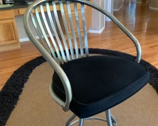 3pc Johnston Casuals Contemporary Counter Height Chairs Swivel Bar Stool 43x20x19in seat height: 30in HxWxD 19532