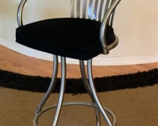 3pc Johnston Casuals Contemporary Counter Height Chairs Swivel Bar Stool 43x20x19in seat height: 30in HxWxD 19532